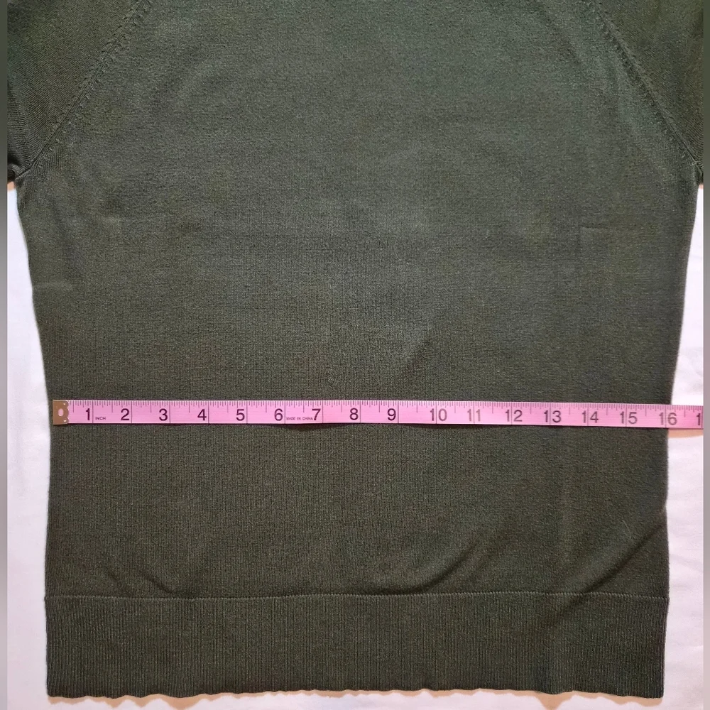 ​Talbots Petites Olive Green Ribbed Turtleneck Sweater - Size LP - Picture 5 of 8